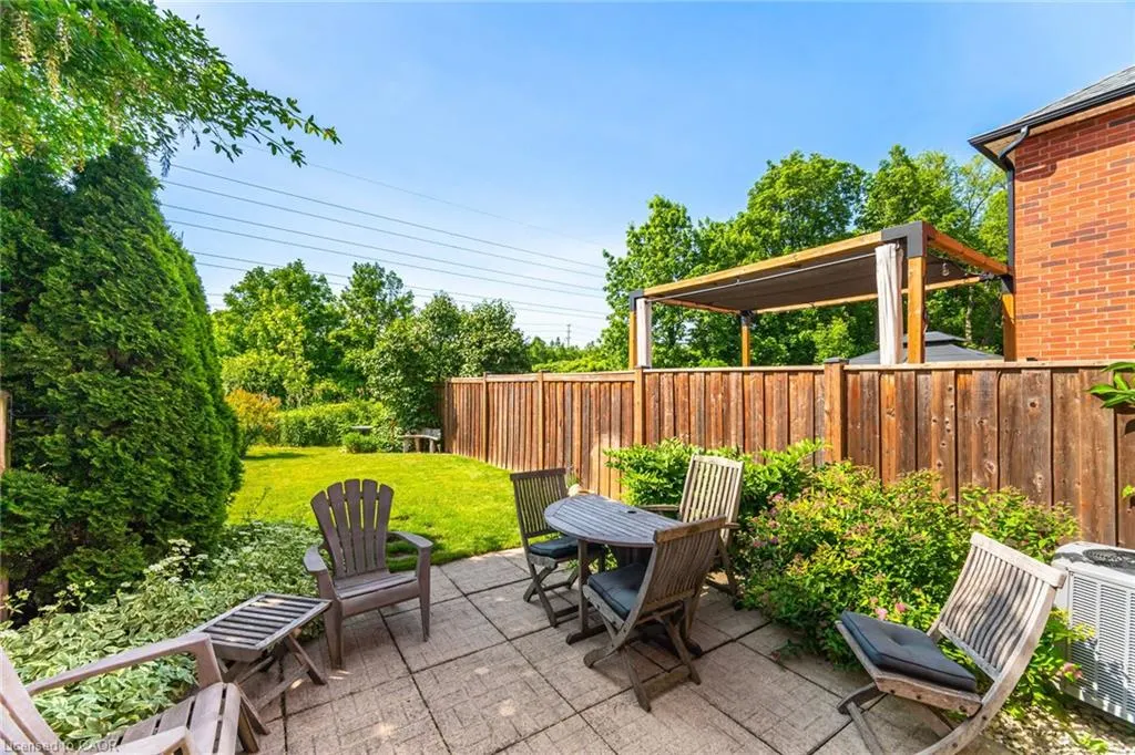 5103 Tree Court