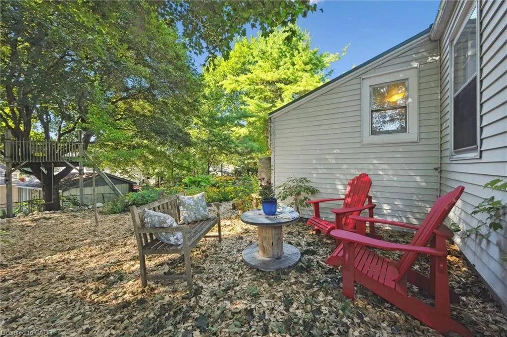 32 Merritt Boulevard