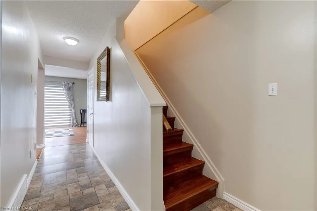 1190 Upper Ottawa Street, #43