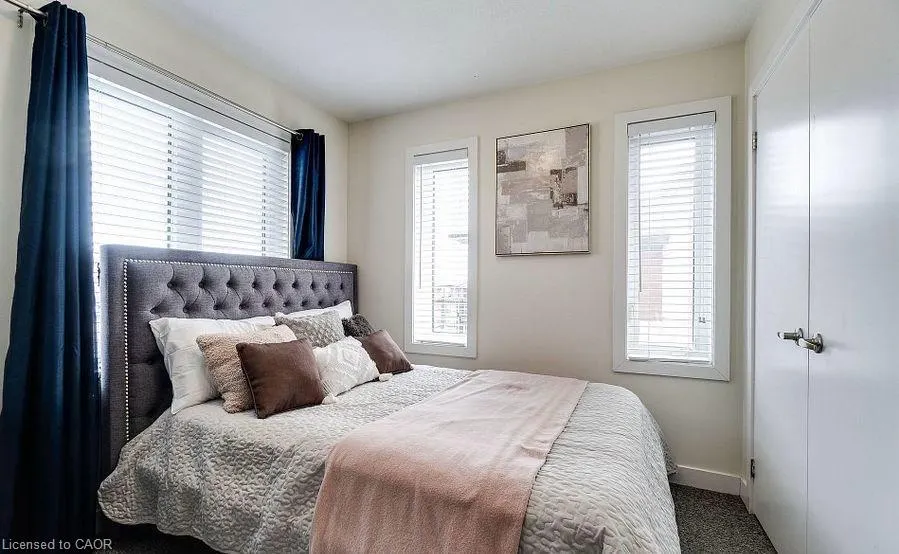 590 North Service Road, #98