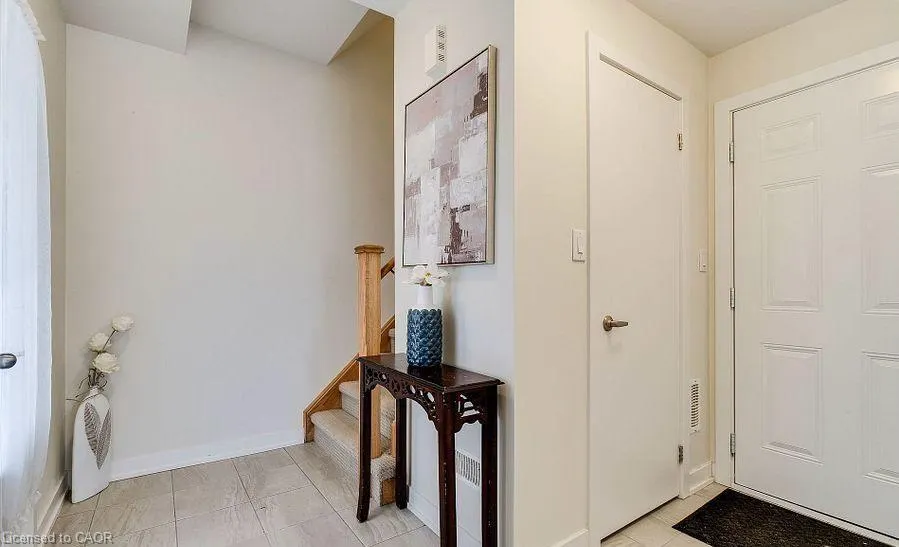 590 North Service Road, #98
