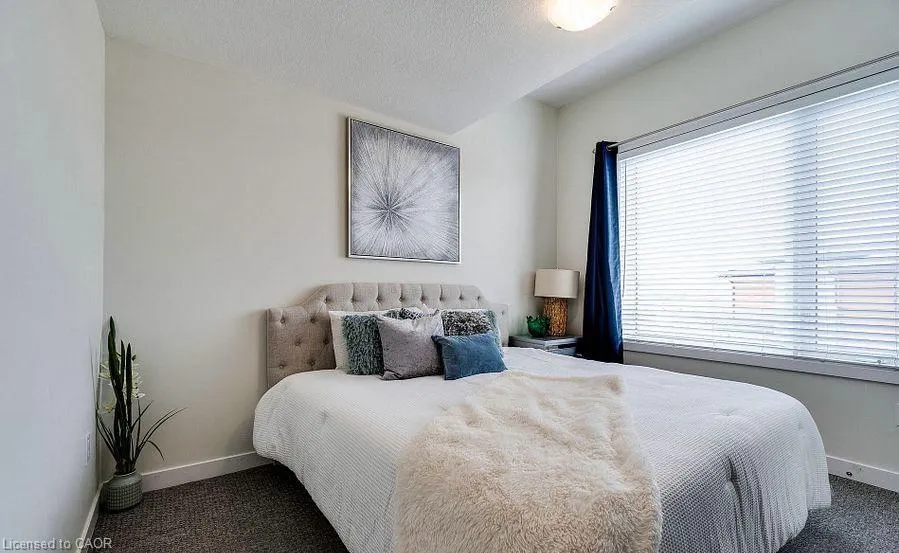 590 North Service Road, #98