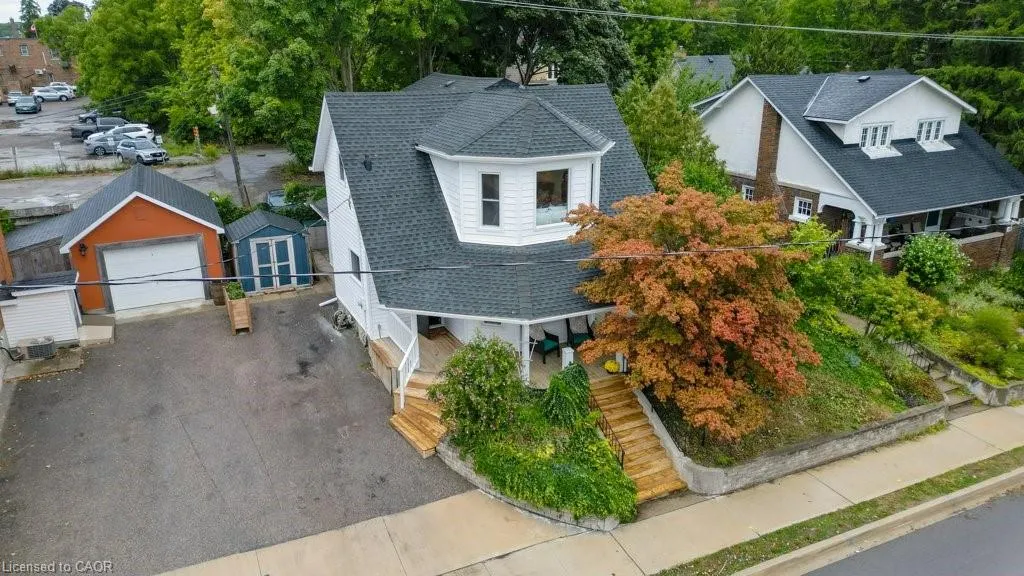132 Church Street N