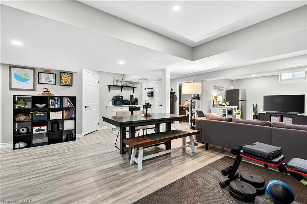 4118 Pincay Oaks Lane