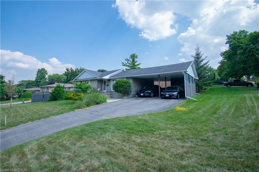 2 Grenada Drive