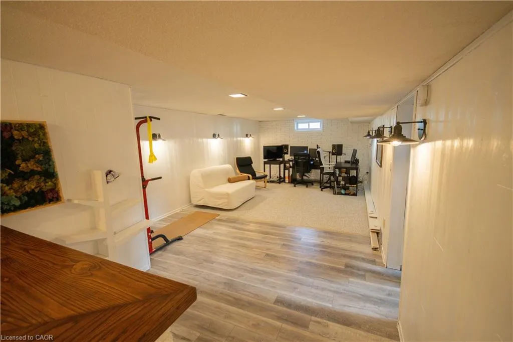 2 Grenada Drive