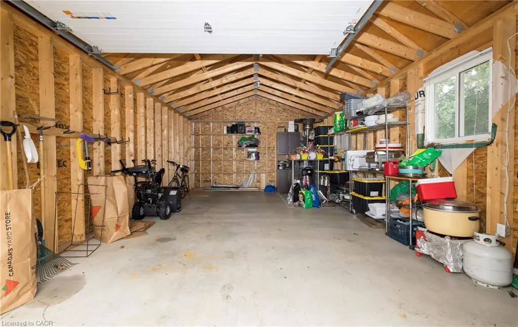 371 Meadowbrook Drive