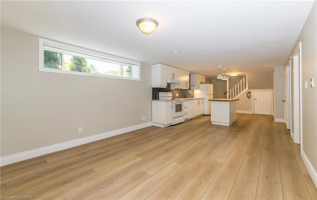 371 Meadowbrook Drive
