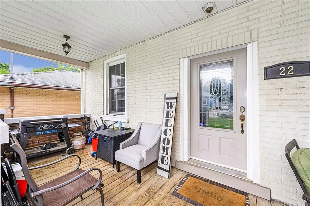 22 Maple Ridge Road