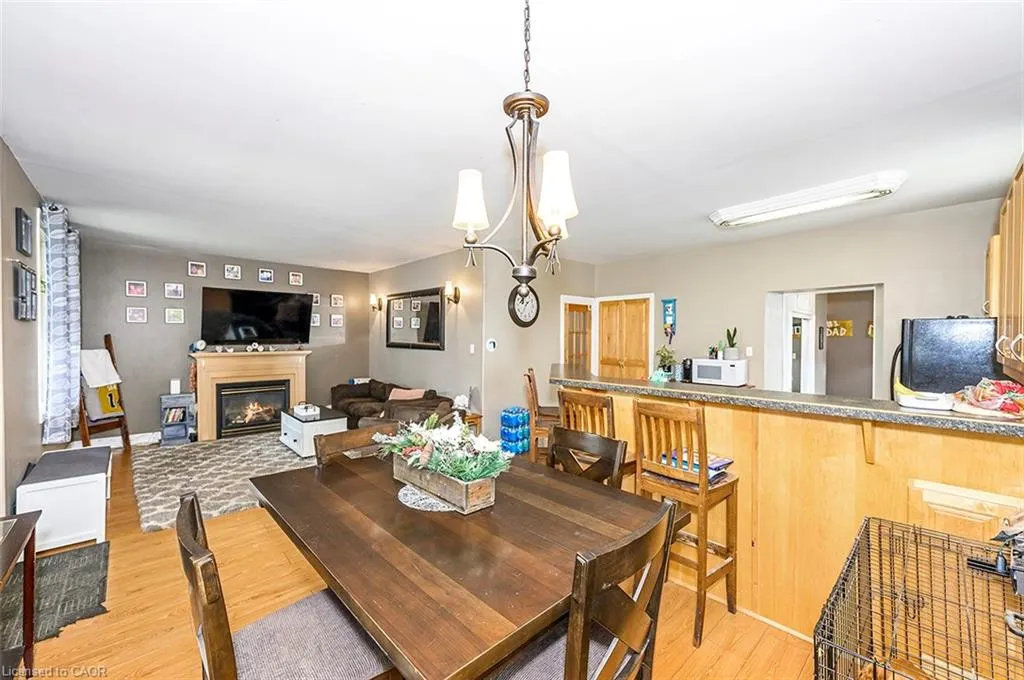 22 Maple Ridge Road