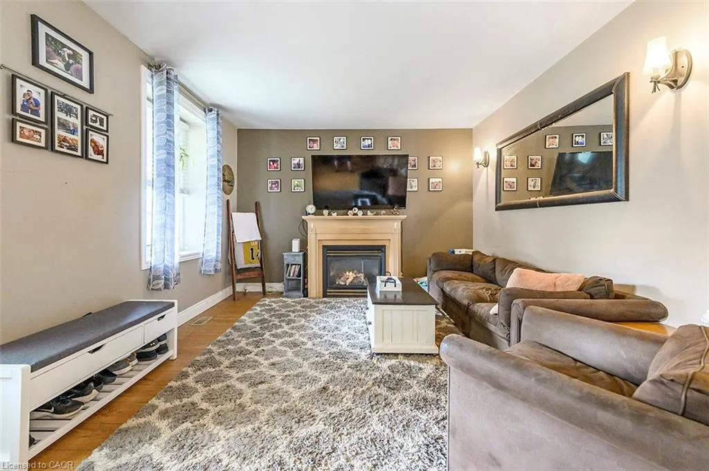 22 Maple Ridge Road