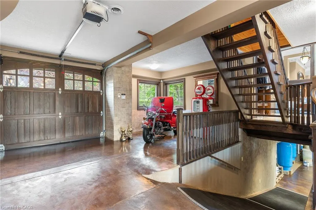 1927 Shellard Road