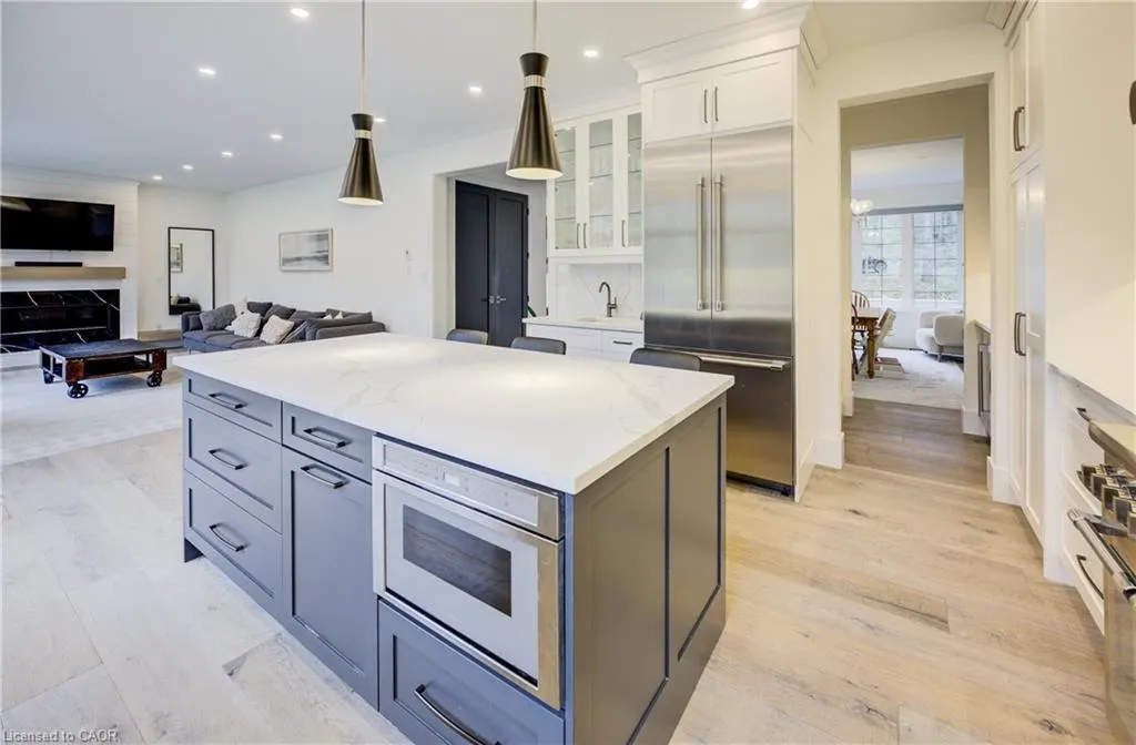 1095 Mineral Springs Road