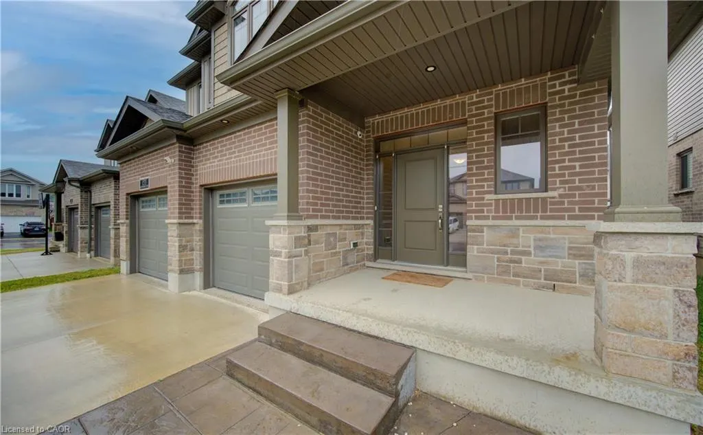153 Mountain Holly Court