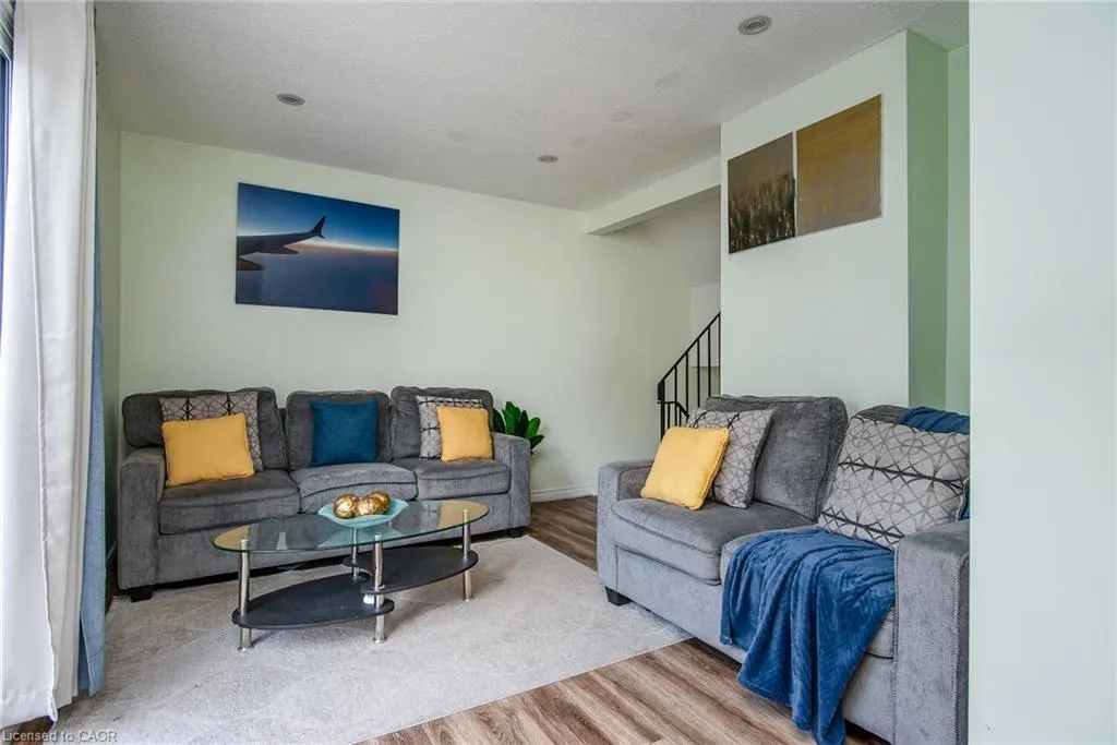 634 Strasburg Road, #3