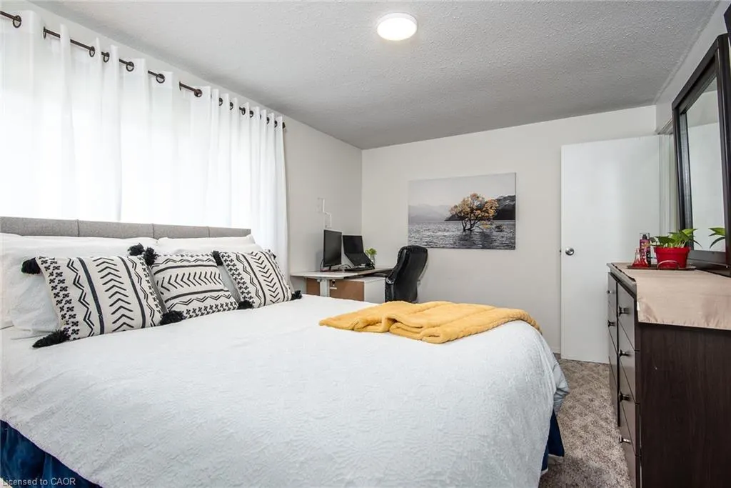 634 Strasburg Road, #3