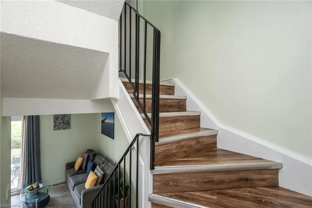 634 Strasburg Road, #3