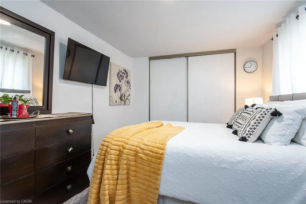 634 Strasburg Road, #3