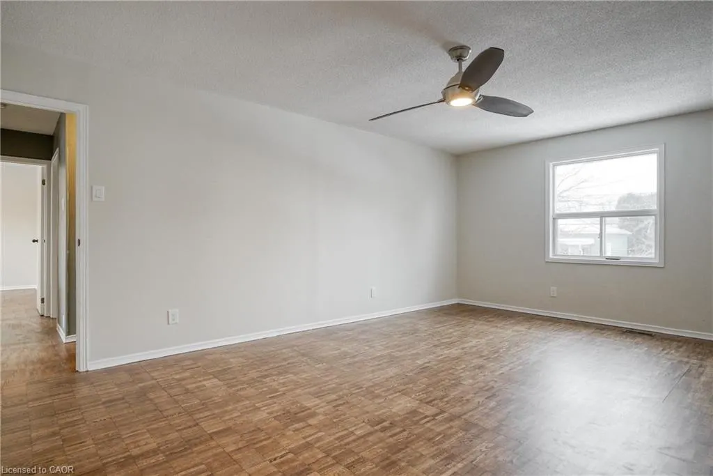 113 Beverly Street, #MAIN FLOOR
