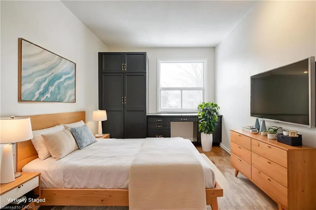113 Beverly Street, #MAIN FLOOR