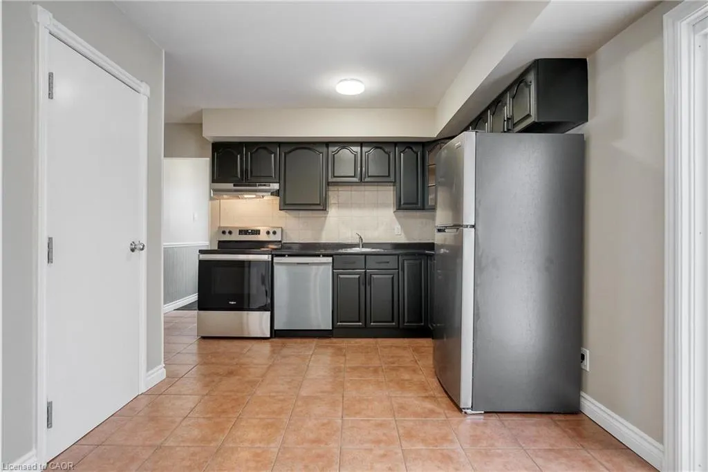 113 Beverly Street, #MAIN FLOOR