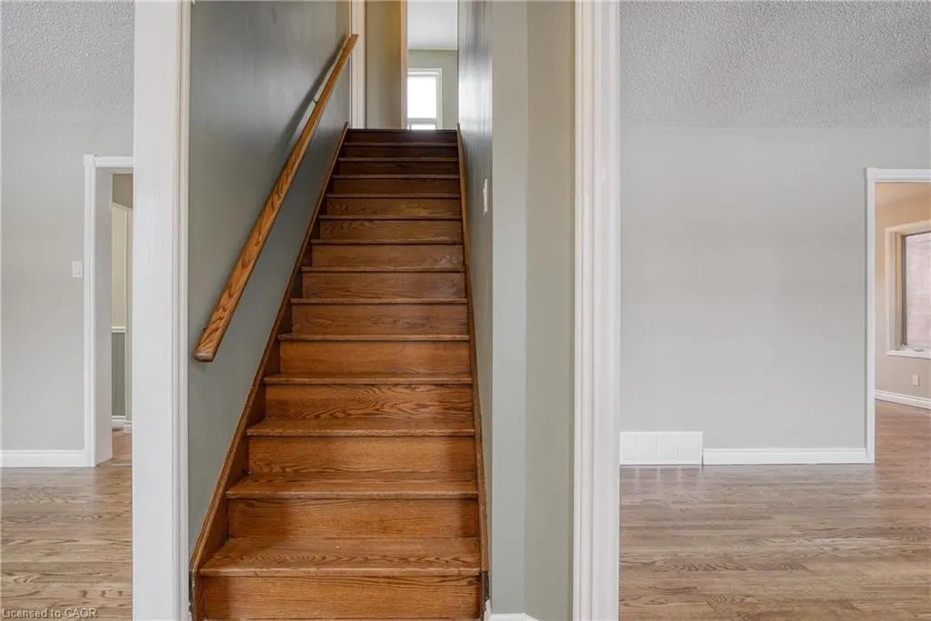113 Beverly Street, #MAIN FLOOR