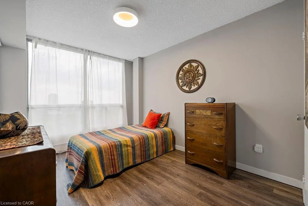 150 Charlton Avenue E, #1603