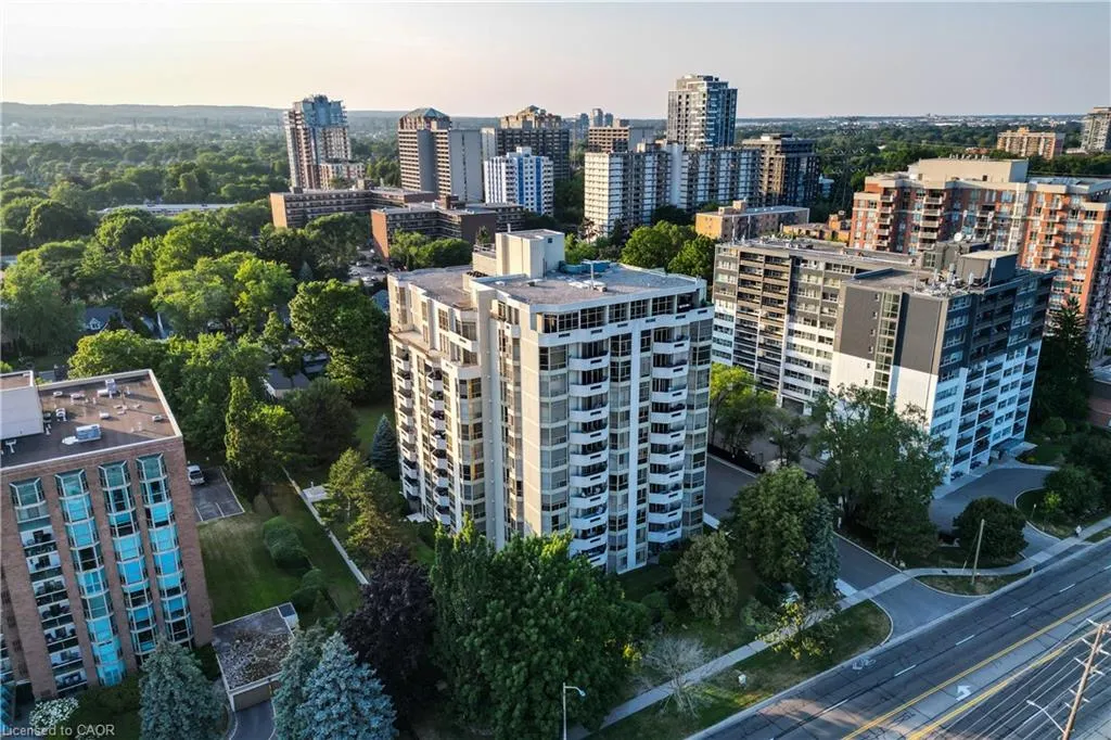 1237 North Shore Boulevard E, #1201
