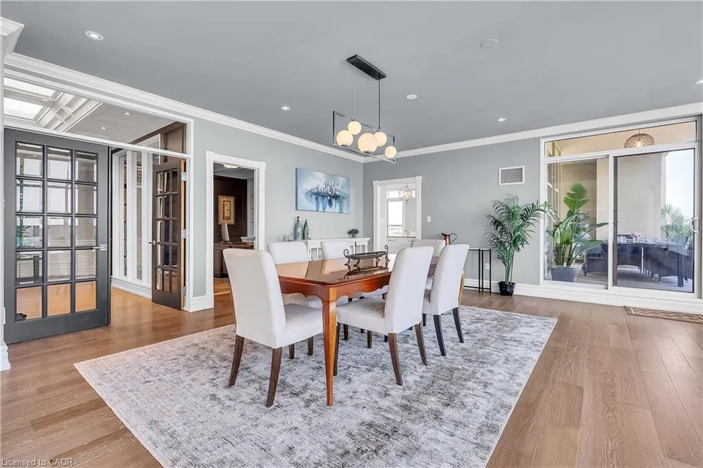 1237 North Shore Boulevard E, #1201