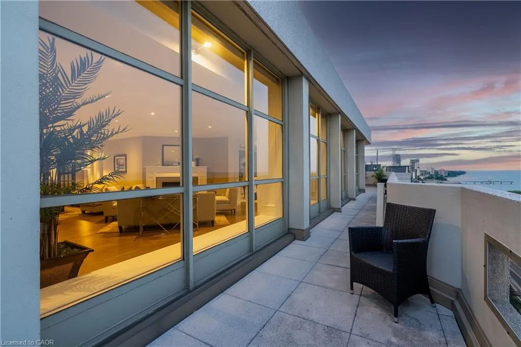 1237 North Shore Boulevard E, #1201