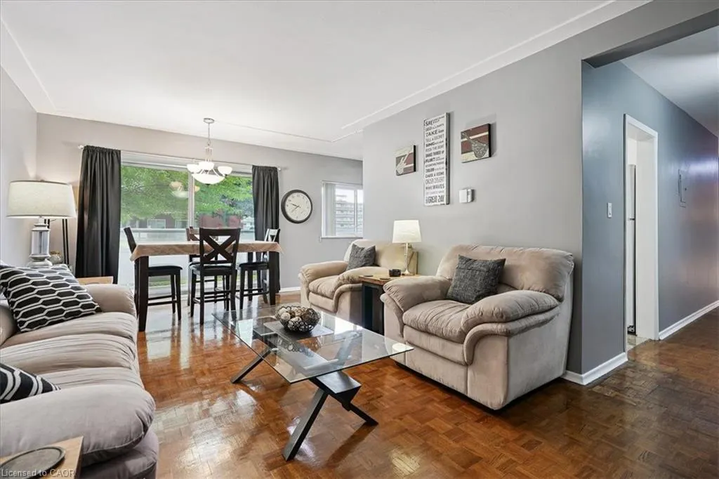11 Woodman Drive S, #102