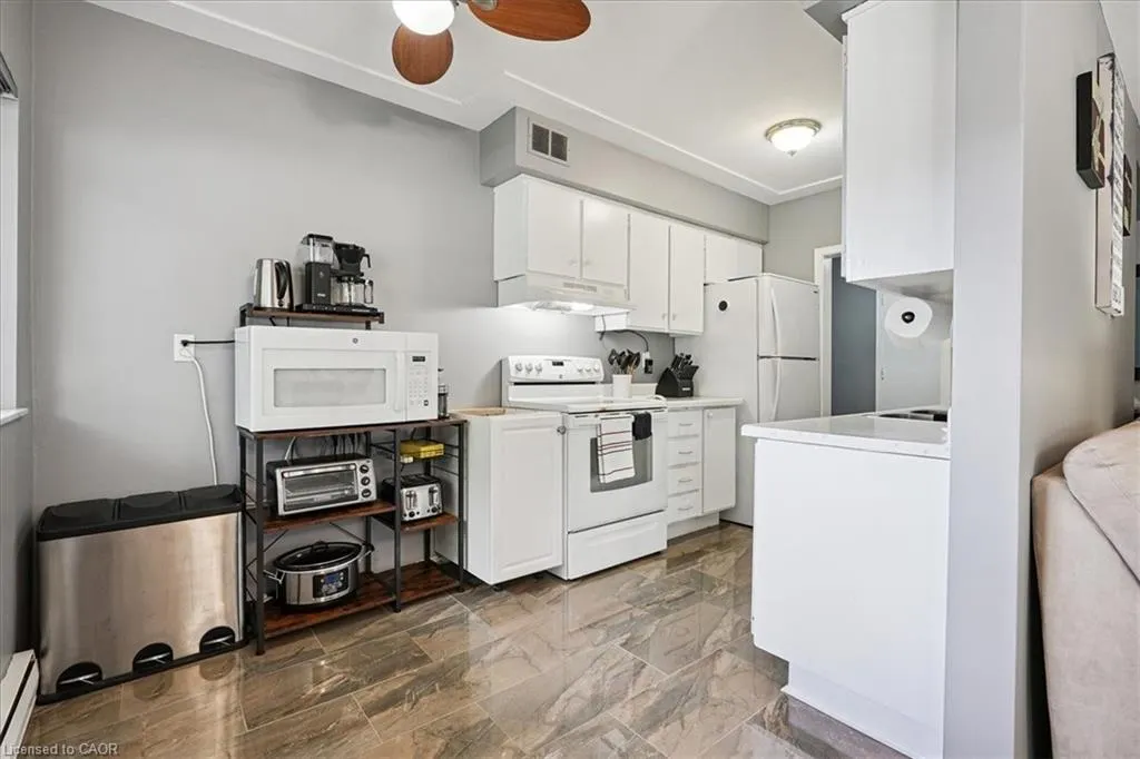 11 Woodman Drive S, #102