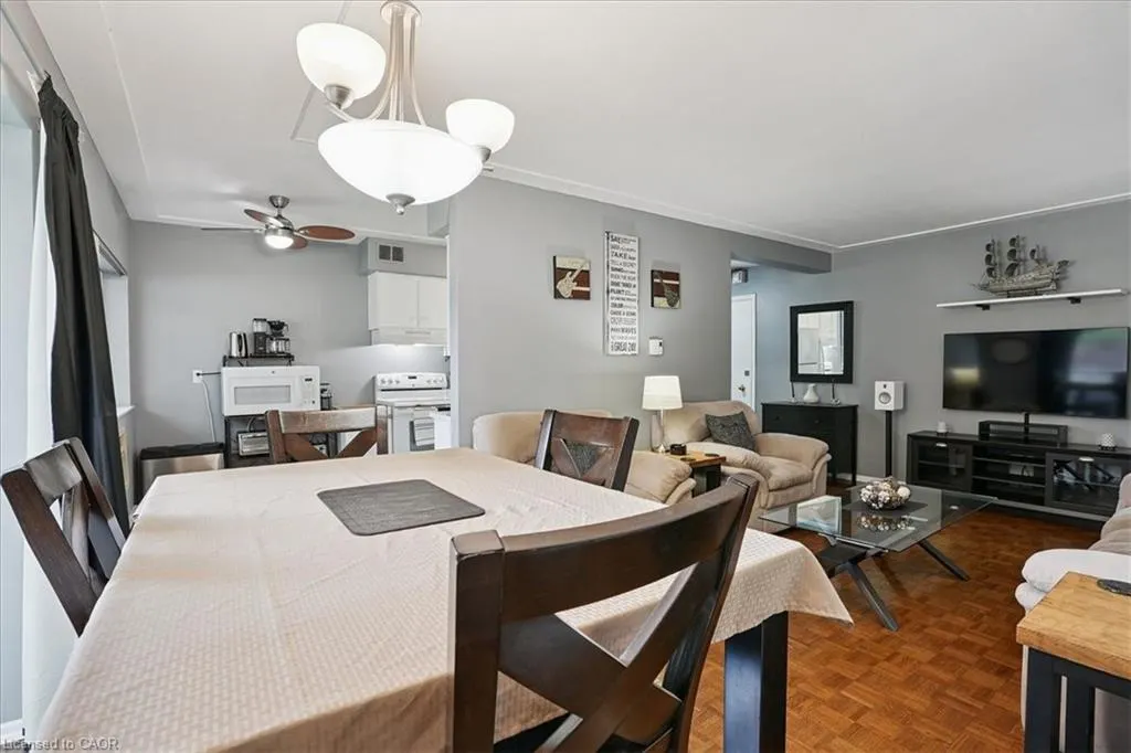 11 Woodman Drive S, #102