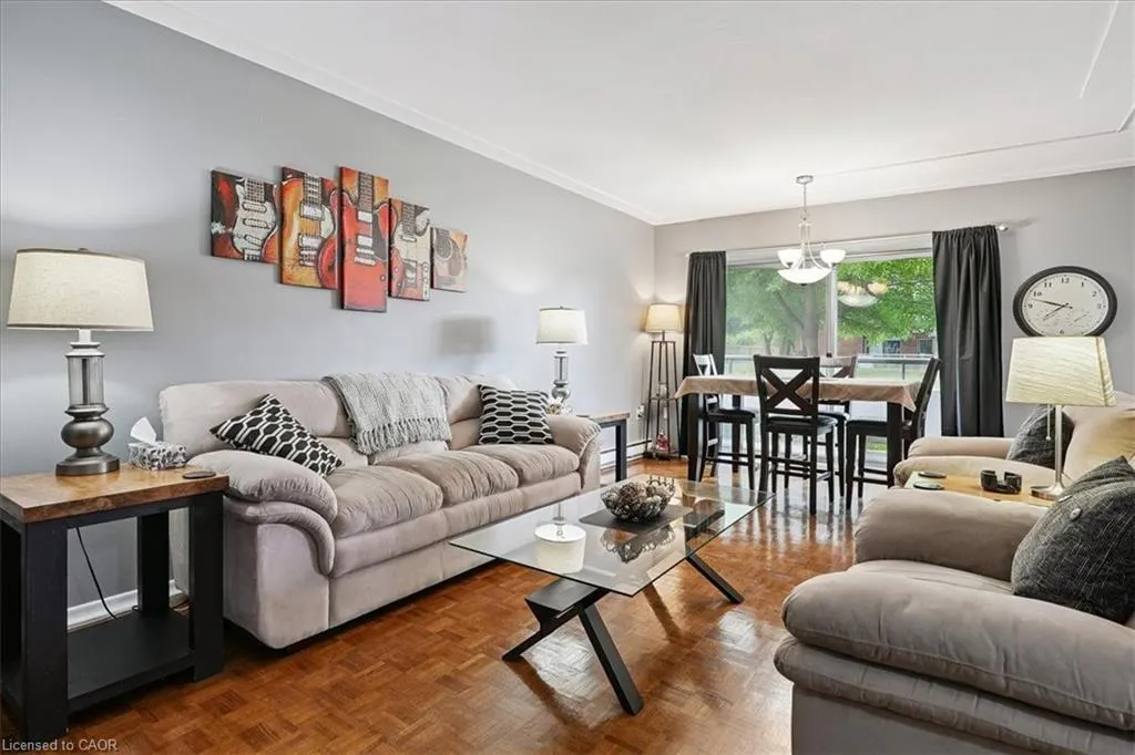 11 Woodman Drive S, #102