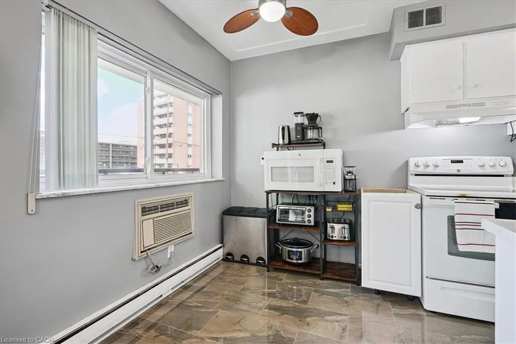 11 Woodman Drive S, #102