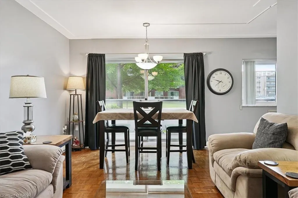 11 Woodman Drive S, #102