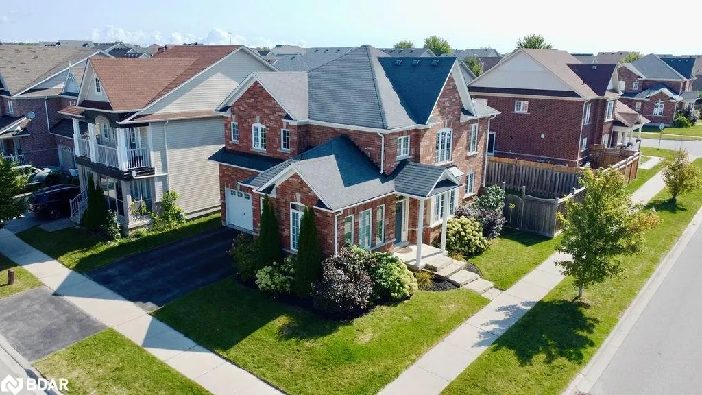 166 Succession Crescent