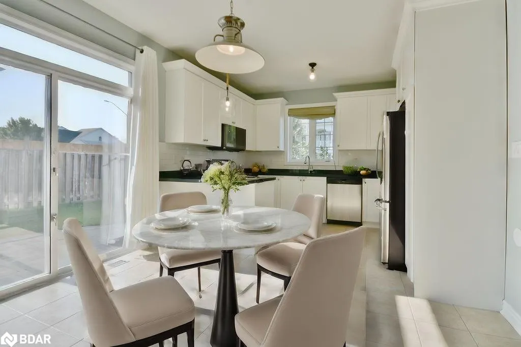 166 Succession Crescent