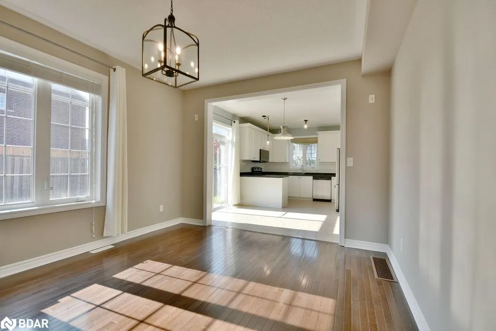166 Succession Crescent