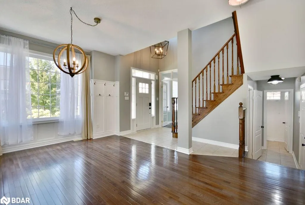 166 Succession Crescent