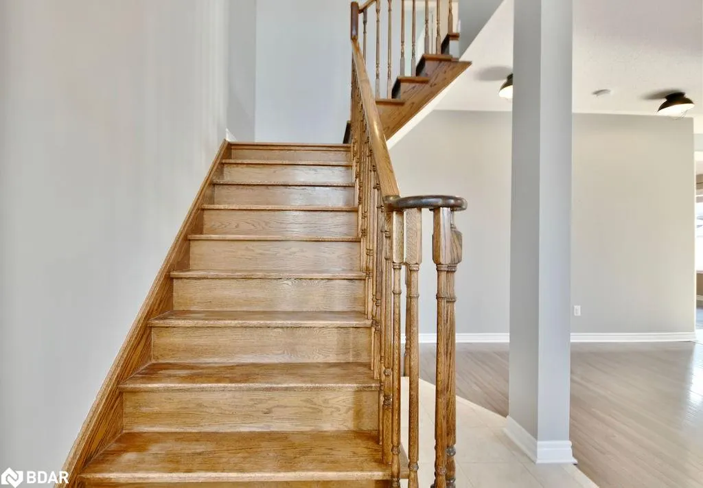 166 Succession Crescent