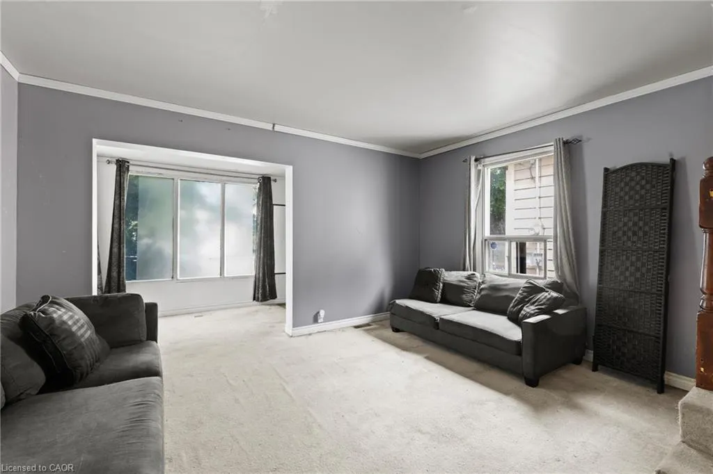223 East 8th Street