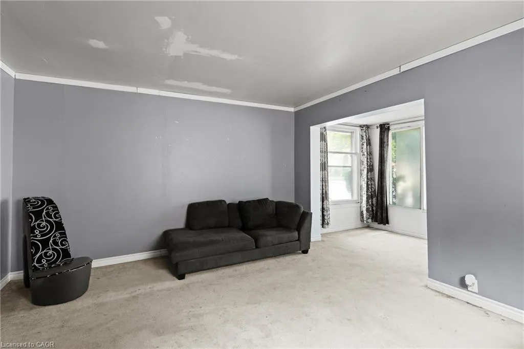 223 East 8th Street