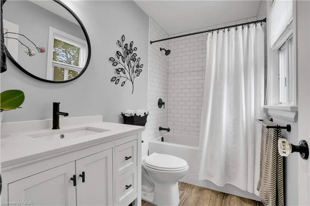 142 Lancaster Street W