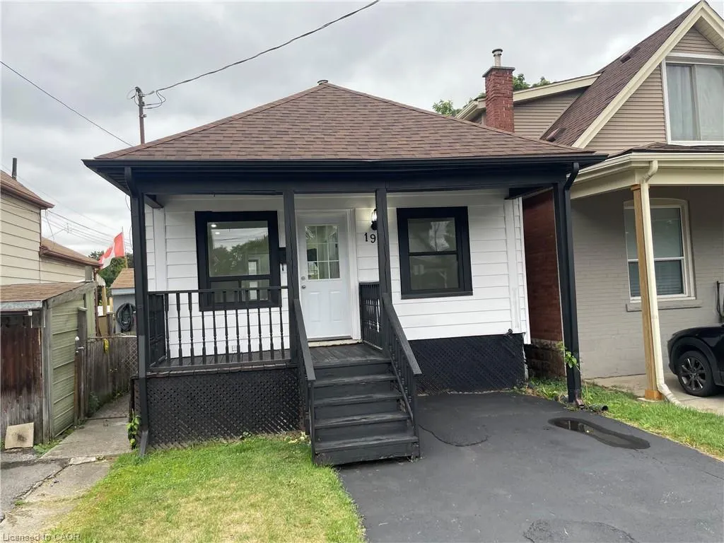 193 Province Street N