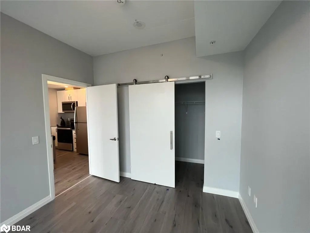 108 Garment Street, #909