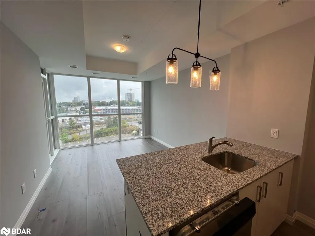 108 Garment Street, #909