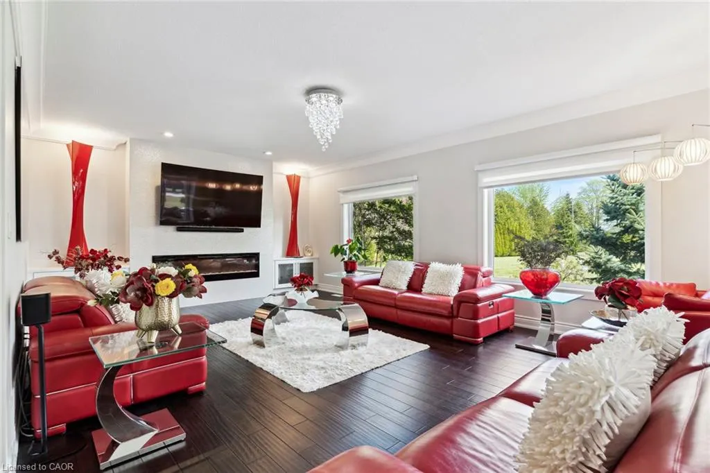 23 Steepleview Court