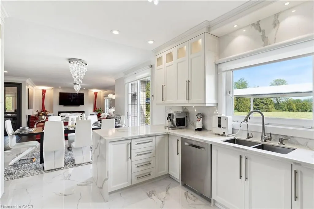 23 Steepleview Court