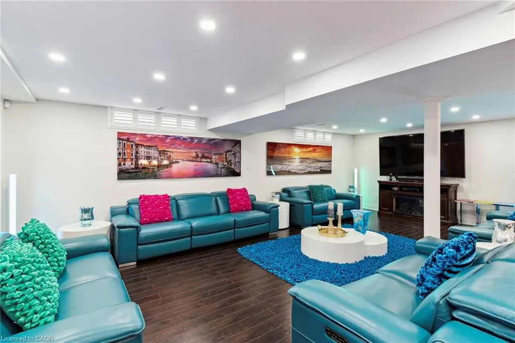 23 Steepleview Court